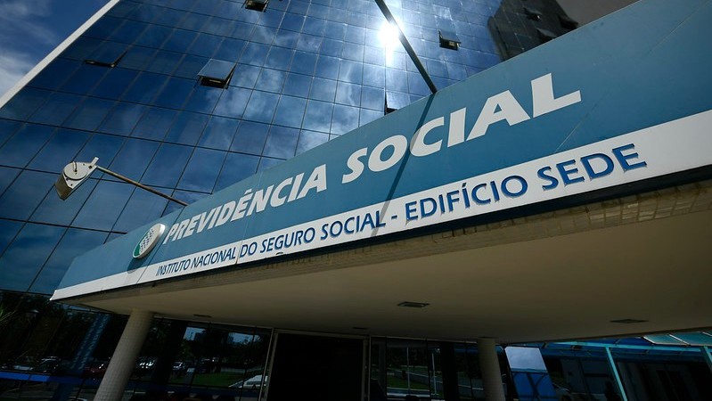 Novo golpe utilizando a “revisão da vida toda” está mirando aposentados