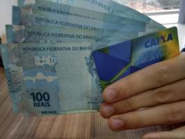 Tire suas dúvidas sobre o abono salarial de R$ 880 do PIS