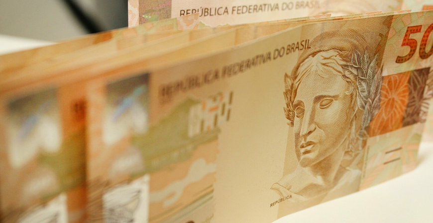 Pelo segundo ano consecutivo, remuneração mensal fixa média de executivos no Brasil fica estável