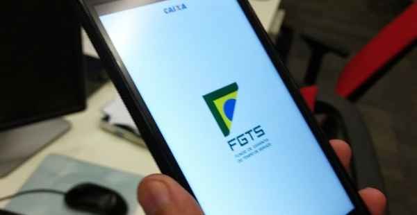 Funcionários devem controlar extrato do FGTS, alerta Ministério do Trabalho