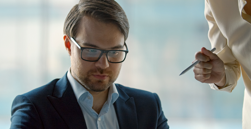 Descubra 12 frases que líderes emocionalmente imaturos dizem e seu impacto na equipe