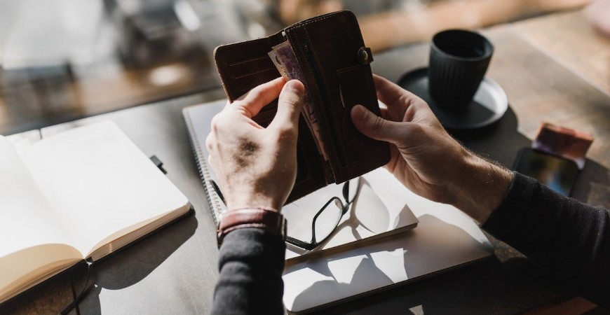 13º salário: empresas que atrasarem o pagamento podem sofrer penalidades