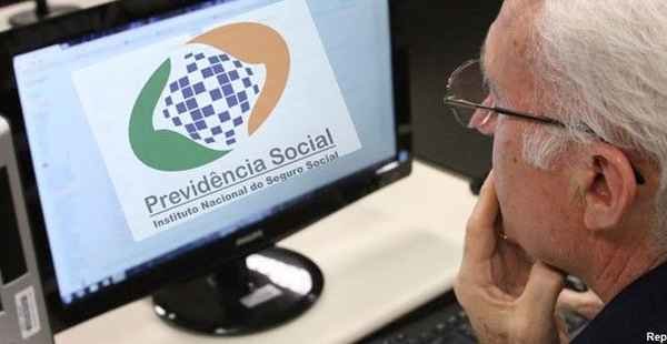 Aposentadoria por idade e salário-maternidade só poderão ser solicitados por telefone ou internet