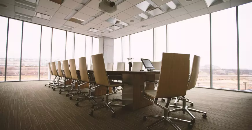 22% das grandes empresas envolvem a diversidade no processo de inovação, nas médias o número cai para 5%