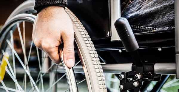 Por que uma empresa deve contratar um deficiente físico?