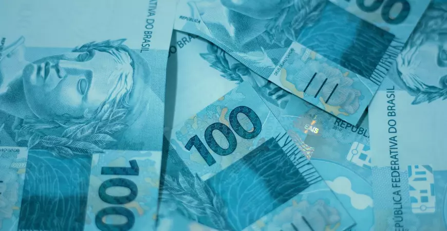 Receita Federal divulga liberação de consulta ao 4º lote de restituição do IRPF 2023