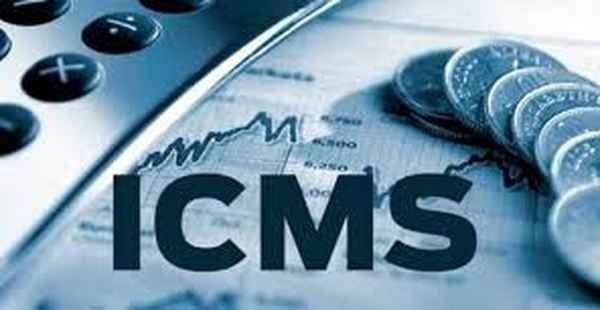 Governo de SC reduz ICMS da indústria de 17% para 12%