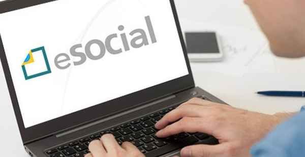 Já estão disponíveis vídeos com curso completo do eSocial