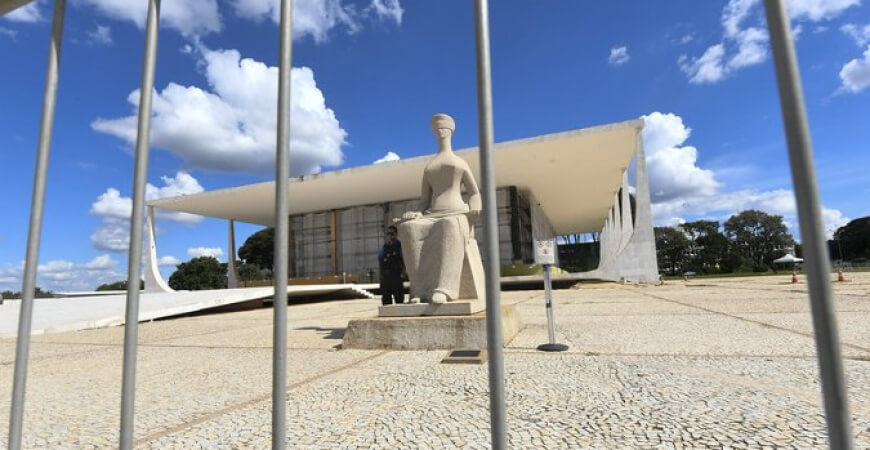  Da (não) prevalência do acordado sobre o legislado