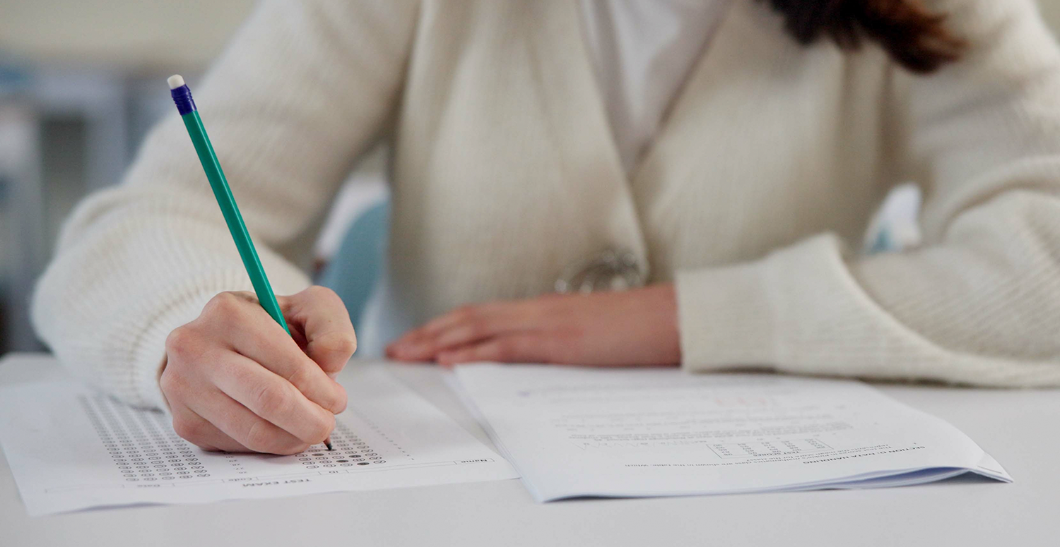 Exame de Suficiência 1/2025: aprovados já devem pedir registro