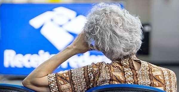 Inclusão de idosos como dependentes exige cuidado para não aumentar IR
