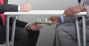 Lei anticorrupção não colou