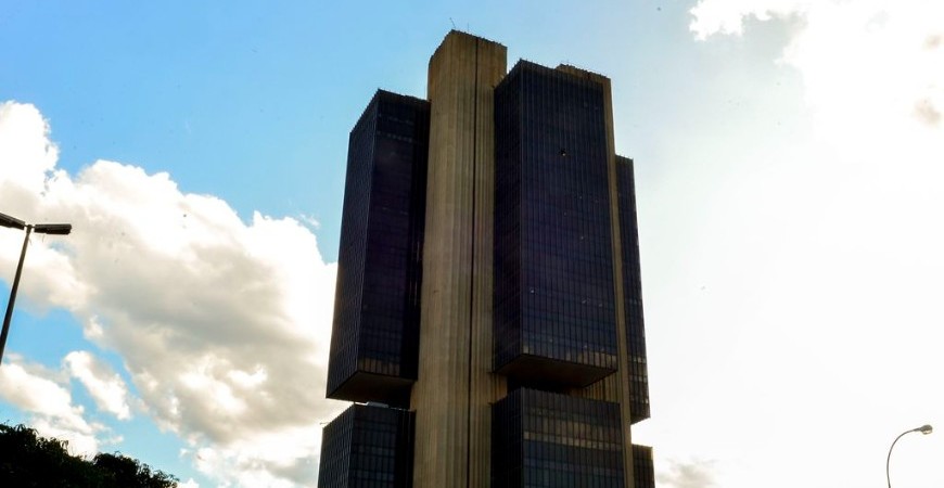 Banco Central adia para julho de 2023 exigência de capital para fintechs de maior porte