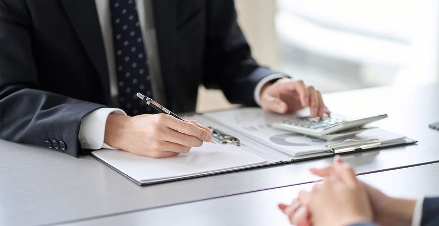 Grupo de bilionários pede para pagar mais impostos; entenda