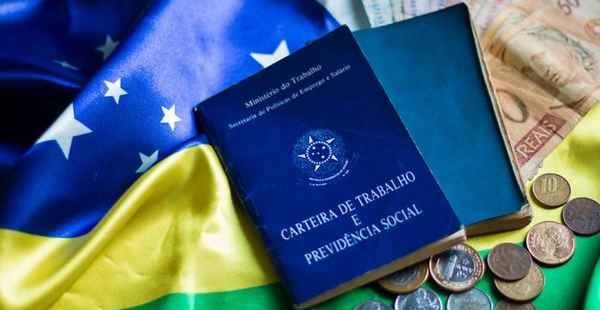 Após 6 meses de vigência, reforma trabalhista espera regulamentação