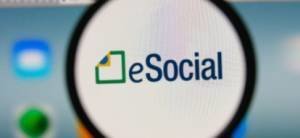 eSocial sairá do papel a partir de março de 2015