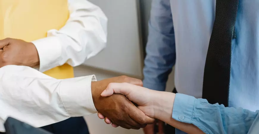 CAM-CCBC promove café da manhã com poder público em Brasília