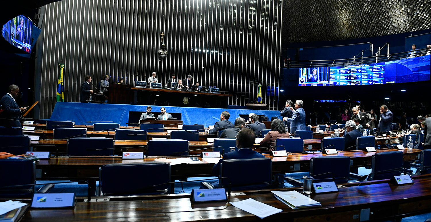 INSS: projeto visa reduzir filas de processos