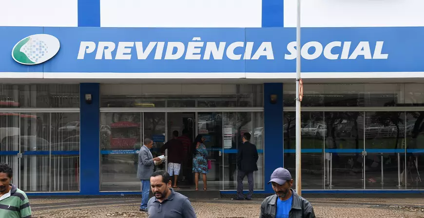 Câmara aprova projeto para proteger beneficiários da Previdência Social de contratações indevidas de consignados