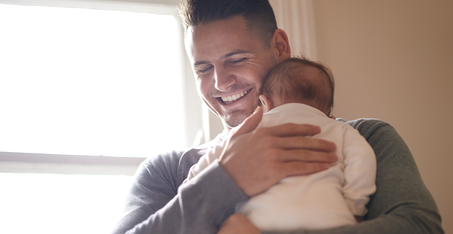 Câmara dos Deputados aprova licença-paternidade de 20 dias