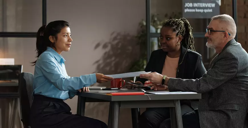 Câmara dos Deputados abre inscrições para concurso com salários de até R$ 34 mil