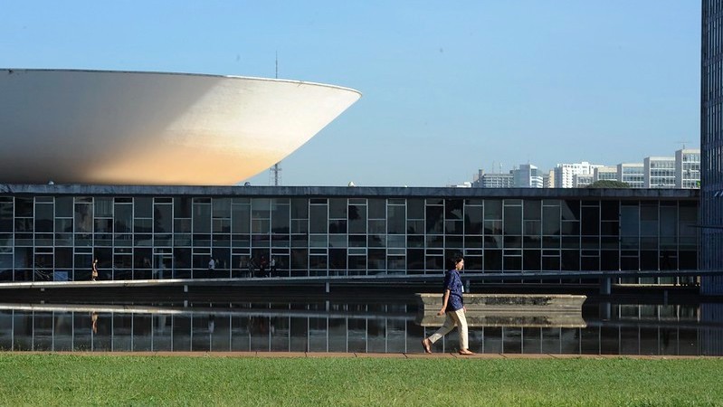 Câmara analisa estatuto que simplifica obrigações tributárias