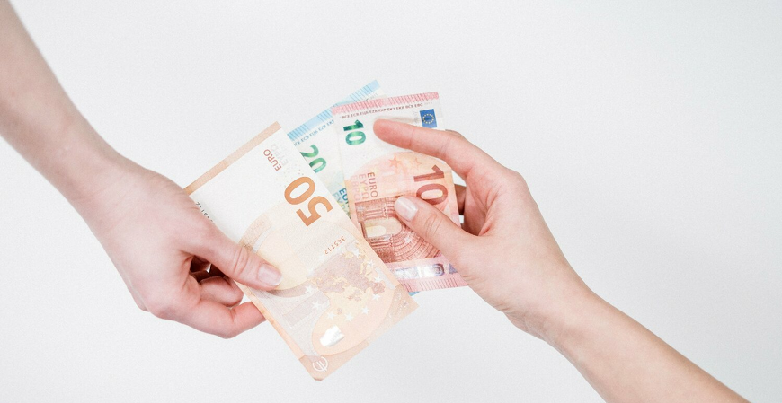 Cashback em compras nacionais de até US$ 50 é proposto na Câmara