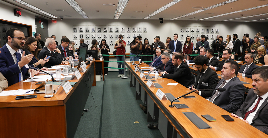CNC pede atualização do Simples e alerta para informalidade