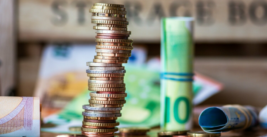 Tributarista defende isenção de IR para aposentados com doenças graves como garantia de dignidade