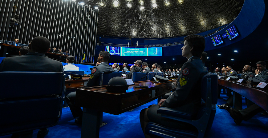 Comissão analisará medida provisória que compensa IOF