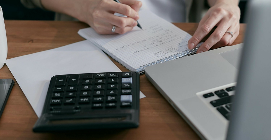  Resiliência financeira: aprenda a ser mais forte aos impactos econômicos