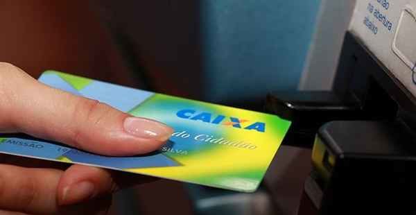 Reforma da Previdência: abono do PIS só será pago a quem tiver renda de um salário mínimo
