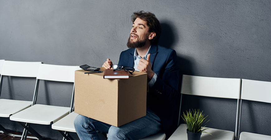 Demissão voluntária atinge recorde em 2023, indicando mudanças no mercado de trabalho