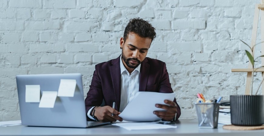 PL quer desregulamentar mais de 30 profissões, confira texto e quais carreiras impactadas