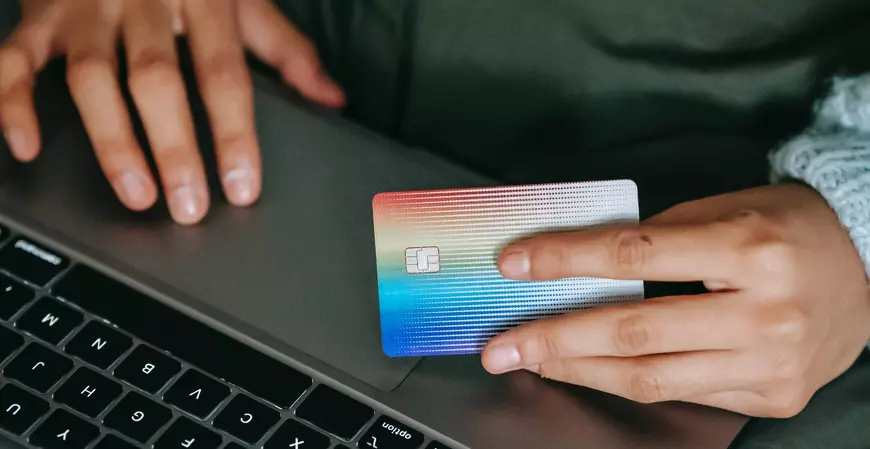 Dívidas com cartão de loja podem ser negociadas no Desenrola Brasil