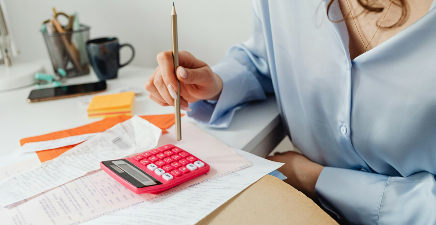 Confira 5 dicas para evitar compras compulsivas e manter a saúde financeira