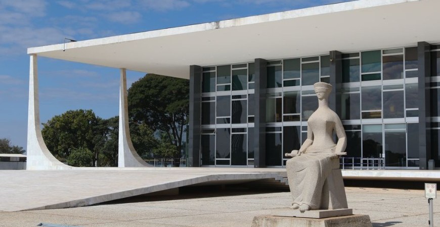 STF discute direito das mulheres a folgas quinzenais aos domingos