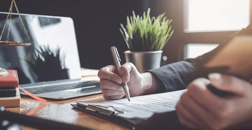 Cuidados em relação ao contrato de trabalho: conheça seus direitos e obrigações