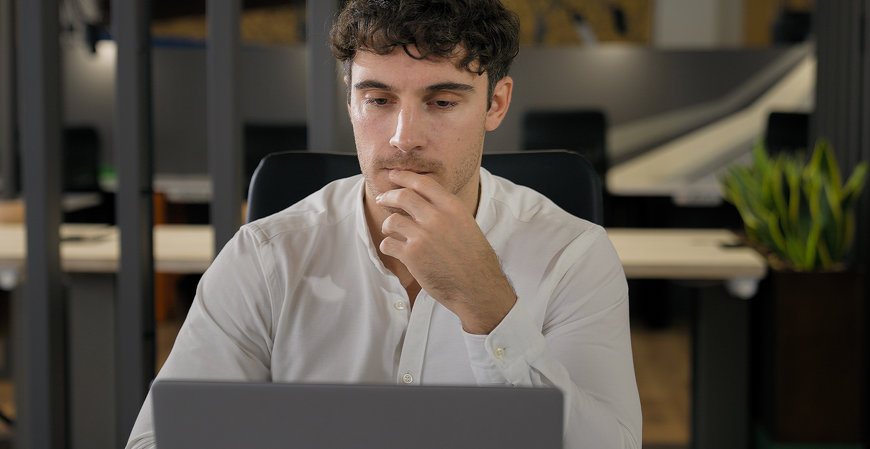 É possível ter dois empregos com carteira assinada? Saiba o que diz a legislação