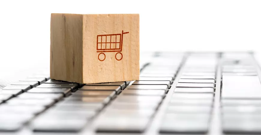 Queda inesperada: e-commerces brasileiros registram retrocesso de tráfego em 2023