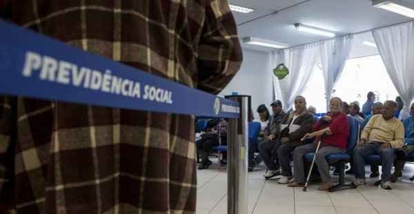 Sem votação da reforma da Previdência, governo define pauta alternativa