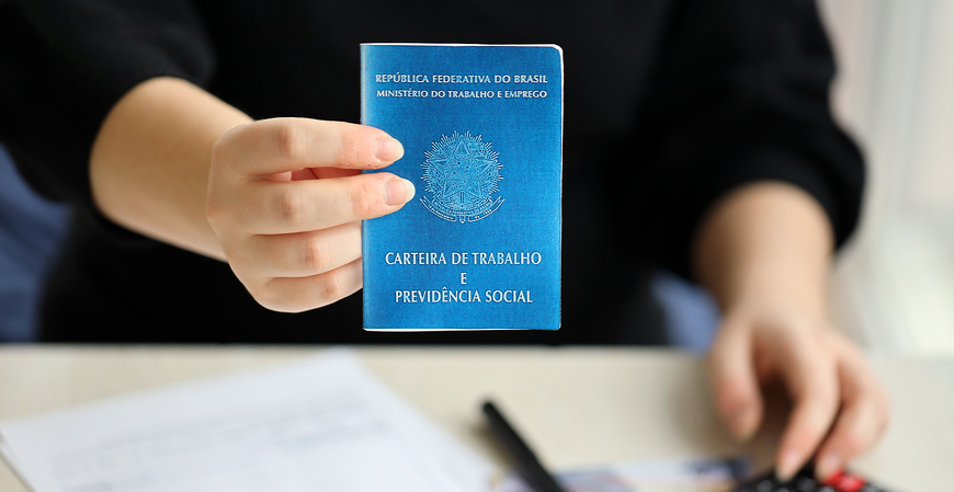 Projeto de Lei Orçamentária anuncia salário mínimo para 2025