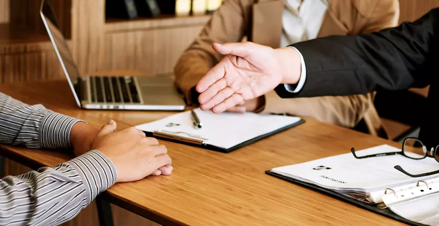 Refis: pesquisa revela que empresas que aderiram ao programa têm menos empregos que outros negócios