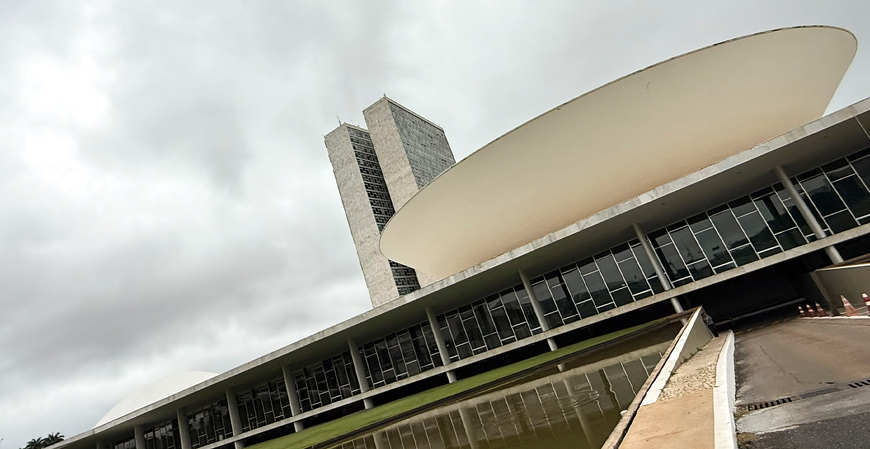 Salário mínimo pode chegar a R$ 1.630 em 2026; confira proposta enviada ao Congresso