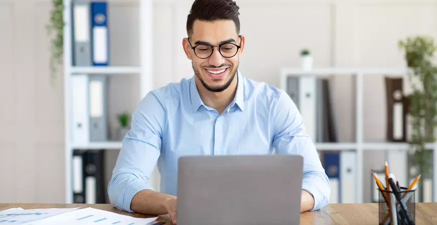 Novo estudo comprova que semana de quatro dias faz bem para a saúde dos trabalhadores