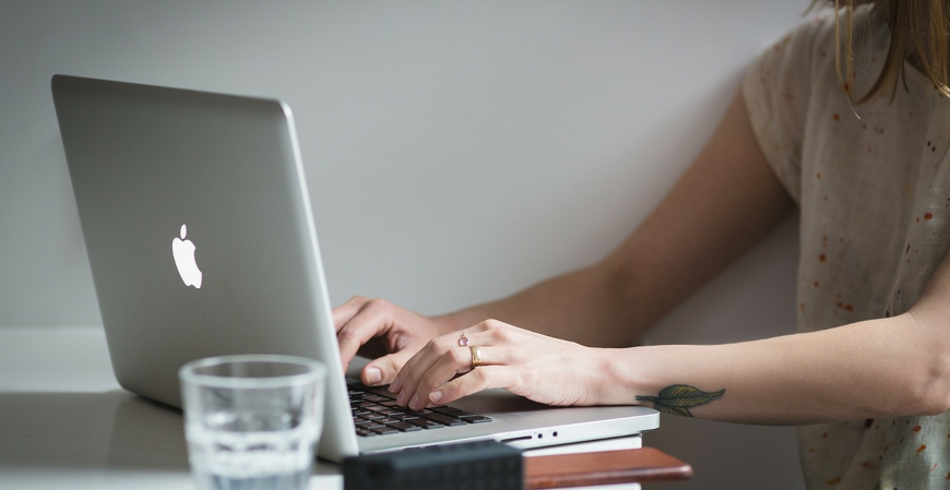 Executivos apontam integração de sistemas e jornada digital do cliente como maiores oportunidades de ganhos de eficiência