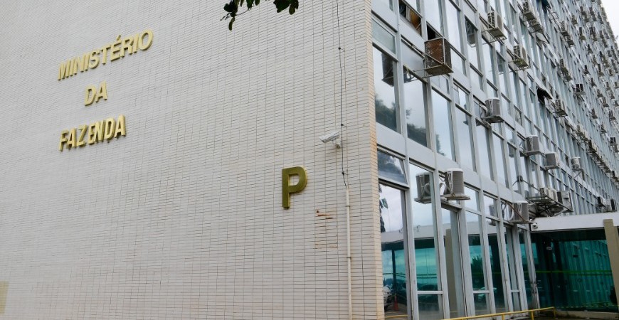 Ministério da Fazenda facilitará acesso de bancos a dados do Fisco