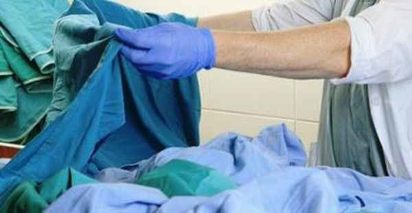 Despesas com lavagem de uniforme comum não são indenizadas por empregador