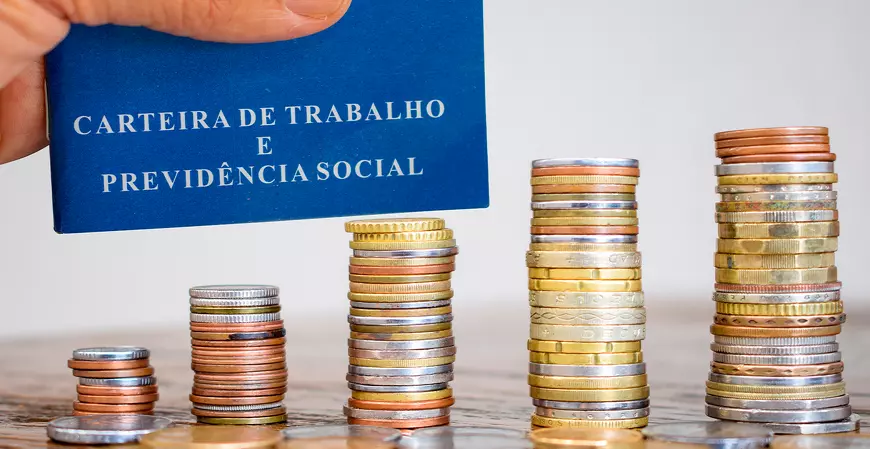 FGTS: trabalhador poderá optar por saque-aniversário e rescisão