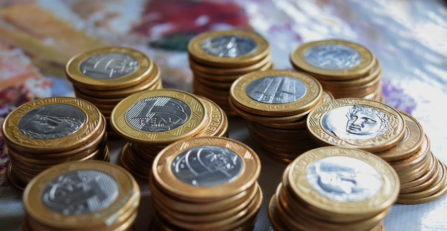 Governo prorroga por mais 6 meses prazo para brasileiros sacarem valores esquecidos em bancos